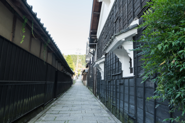 大正ロマンあふれる日本大正村を紹介！歴史が残る建物の魅力