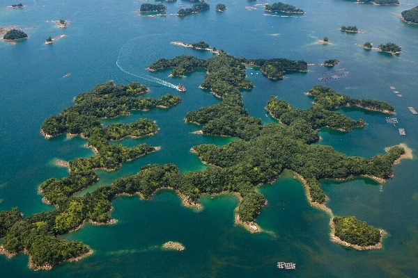 美しい景色と楽しいレジャースポットなら西海国立公園九十九島　【水族館海きらら】【動植物園森きらら】【九十九島遊覧船】